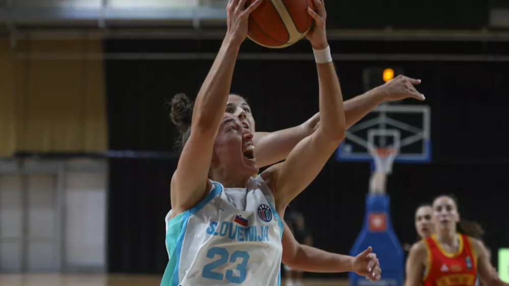 Jessica Shepard11.06.2025 - Košarka - Ženska košarkarska reprezentanca - pripravljalna tekma - slovenija črna goraFoto: Luka Cjuha