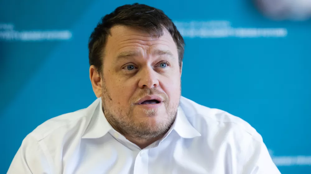 Ljubljana, ministrstvo za solidarno prihodnost.Izjava za medije ministra za solidarno prihodnost Simona Maljevca, ki je predstavil zakonodajni paket stanovanjskih zakonov.