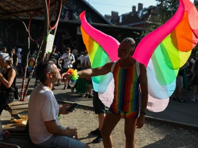 (FOTO) Parada ponosa v Ljubljani: parada kot politično dejanje in poziv k pravičnejši družbi