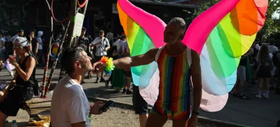 (FOTO) Parada ponosa v Ljubljani: parada kot politično dejanje in poziv k pravičnejši družbi