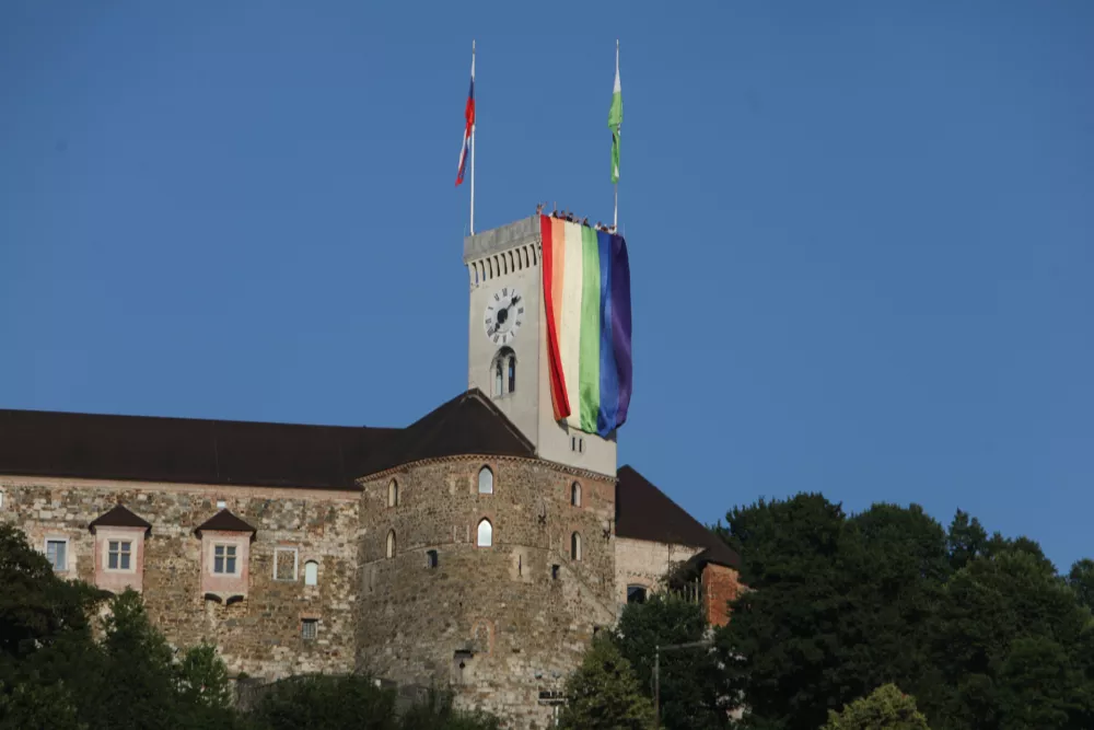 (FOTO) Parada ponosa v Ljubljani: parada kot politično dejanje in poziv k pravičnejši družbi