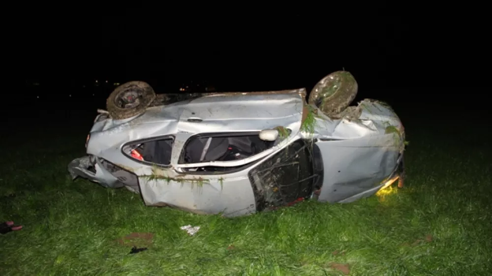 ﻿pijana voznica, nesreča, alkohol na cesti, avto