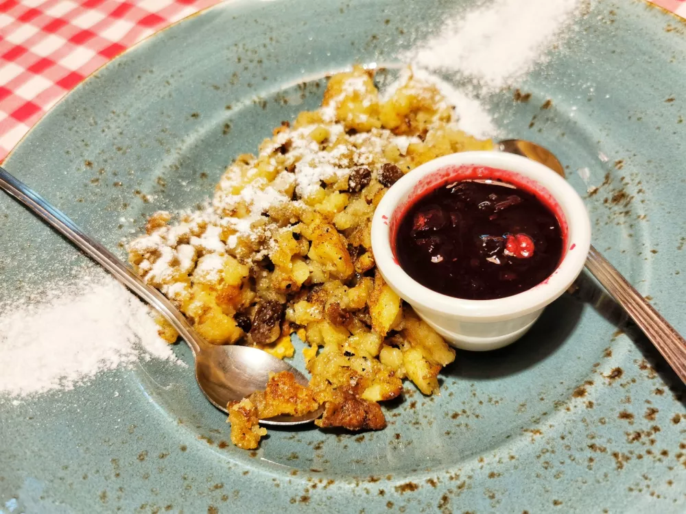 Šmorn, Gostišče Karavla 297