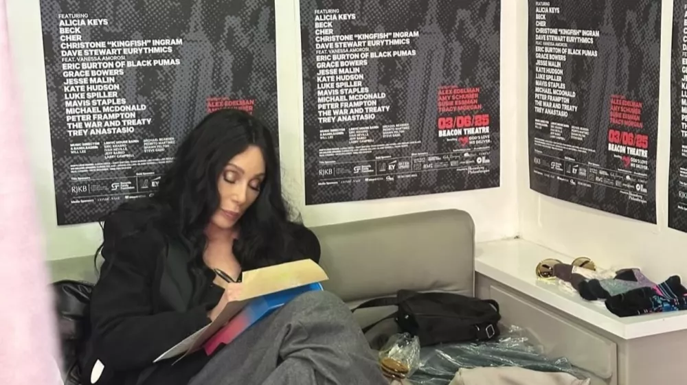 Cher se bo posvetila temu, da njen sin čim hitreje okreva. F instagram