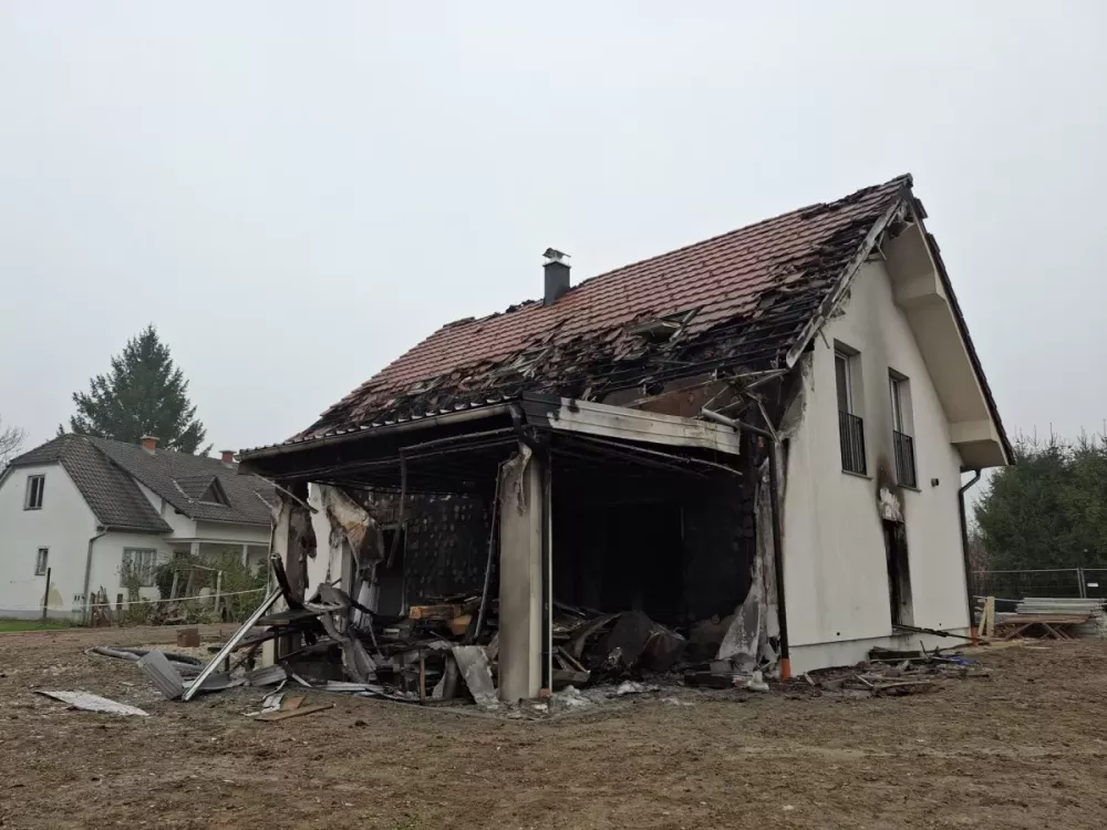 Kriminalisti preverjajo, ali je dejanje povezano s sodnikovim delom. Foto: Peter Lovšin