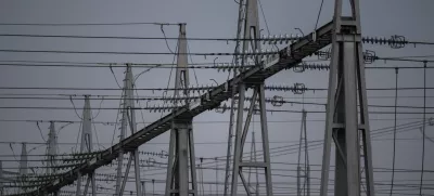 elektrika - simbolična fotografijaelektrično omrežjeomrženinaporaba elektrikedaljnovodelektrična napeljavaELES11.02.2025 Električno omrežje, okolica BeričevaFOTO: Nik Erik Neubauer