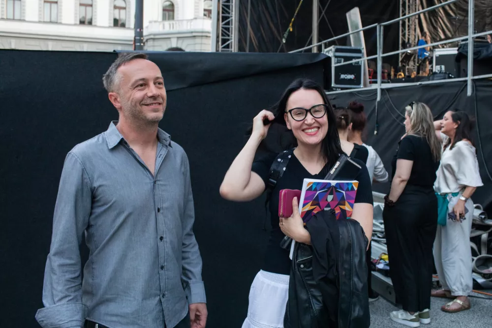 (FOTOGALERIJA) S Poletno nočjo se je začelo dolgo vroče kulturno poletje