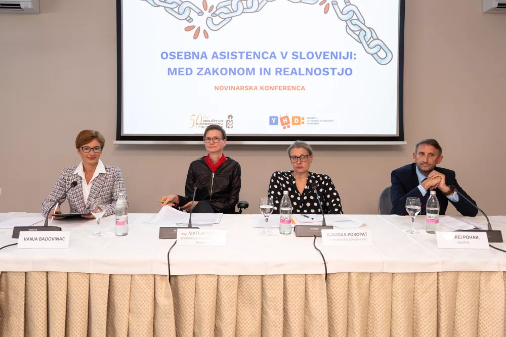 Tiskovna osebna asistenca / Foto: Miran Juršič