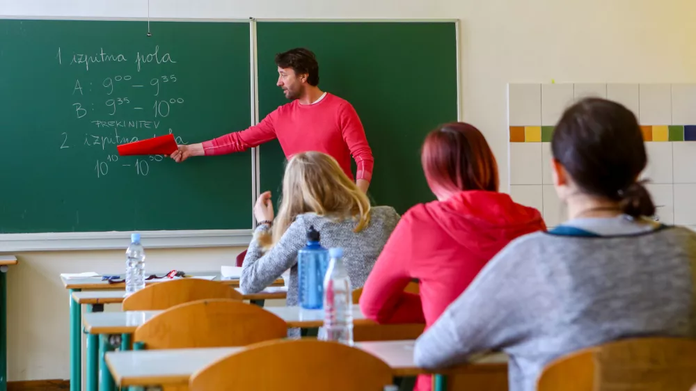 Državni komisiji: Premalo podatkov za strokovno sodbo