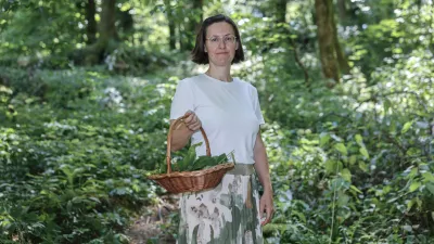 - 19.06.2025 - zeliščarka Katja Rebolj//FOTO: Jaka Gasar