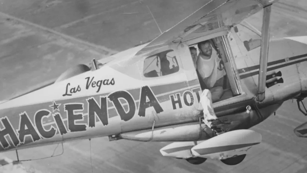 Najdaljši polet na svetu, Las Vegas 1959.Polet je trajal 64 dni.Cessna 172