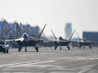 FILE PHOTO: U.S. Air Force F-22 fighter jets take part in a joint drill with South Korea's Air Force at Kunsan air base, in Gunsan, South Korea, December 20, 2022. The Defence Ministry/Handout via REUTERS/File Photo