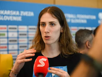 Eva Lisec- 12.06.2023 – Novinarska konferenca ženske reprezentance Slovenije pred bližnjim evropskim prvenstvom v Ljubljani. //FOTO: Nik Erik Neubauer