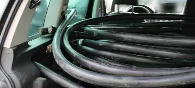 Kabel, ukraden z železniške infrastrukture v Besnici. / Foto: Pu Kranj