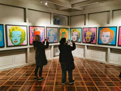 Warholove Marilyn Monroe. / Foto: Miha Štamcar