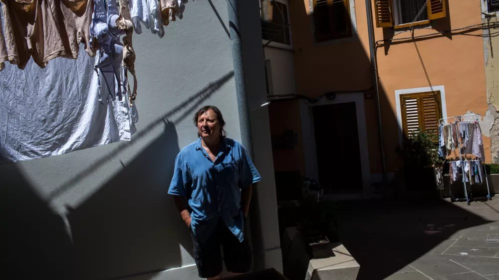 ﻿- 18.07.2017 - Drago Mislej – Mef, novinar, glasbenik, pobudnik in organizator nekdanjega izolskega poletnega festivala Mediteran  //FOTO: Jaka GasarOPOMBA: PRILOGA OBJEKTIV - INTERVJU 2017 / Foto: Jaka Gasar