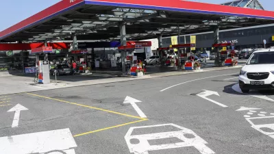 ﻿- 01.10.2020 – Bencinski servis Petrol Celovška cesta - prosto določanje cen naftnih derivatov od 1.oktobra 2020 - bencinska črpalka - cene goriv  //FOTO: Jaka Gasar