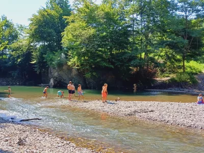 Za slovo od šolskega leta skok v Soro
