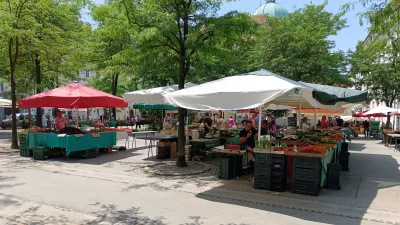 Češnje, ljubljanska tržnica, sadje, branjevec, branjevka.