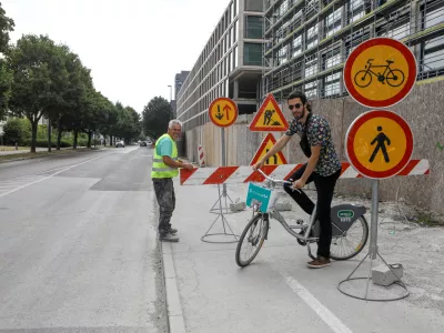 24.06.2025 - Vilharjeva cesta - Gradbišče, zaprta kolesarska steza in pločnikFoto: Luka Cjuha