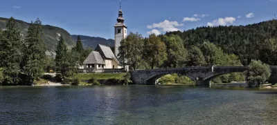 Blejci bodo vzpostavili svoj booking: Provizije od rezervacij naj bi ostale turističnim krajem