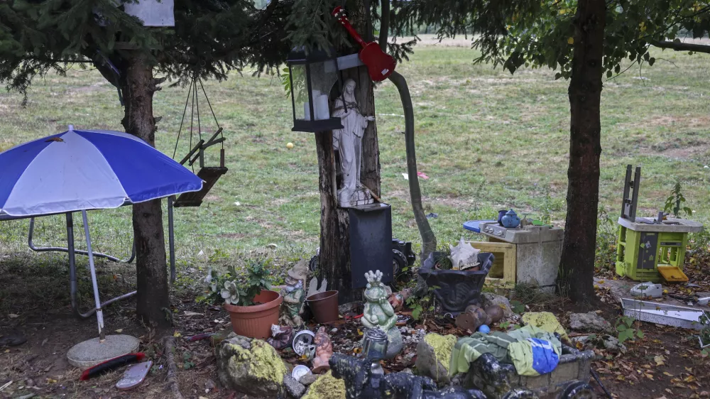 Vladni urad že dve leti brez vodstva s polnim mandatom