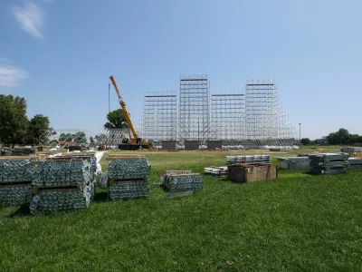 Na zagrebškem hipodromu na koncertu Thompsona pričakujejo pol milijona ljudi. F Pixsel