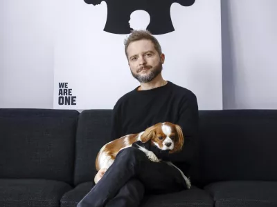 - 29.11.2023 – Tomato Košir, grafični oblikovalec - mednarodno uveljavljen oblikovalec vizualnih komunikacij, //FOTO: Luka Cjuha