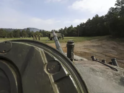 - Tank M-84 - bojno gosenično vozilo - 12.10.2023 - Slovenska vojska (SV) - oklepniki – bojna vozila - oborožitev //FOTO: Luka Cjuha / Foto: Luka Cjuha