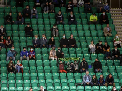 ﻿- 20.05.2021 –navijači na športnih prireditvah - Hokej Slovenija - Poljska Hala tivoli //FOTO: Luka CjuhaOPOMBA: REPORTAŽA ZA OBJEKTIV 2021. / Foto: Luka Cjuha