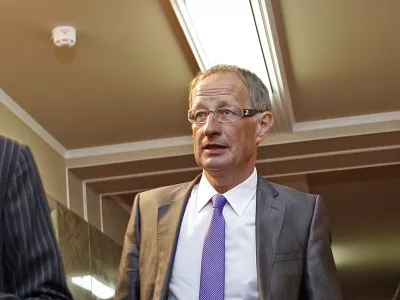 nekdanji predsednik uprave Merkur Bine Kordež- Preiskovalna komisija DZ za sporne managerske prevzeme - zaslišanje nekdanjega predsednika uprave Merkurja Bineta Kordeža. Ta je skupaj z vodilnimi Merkurja novembra 2007 izvedel managerski prevzem družbe.//FOTO: Bojan Velikonja