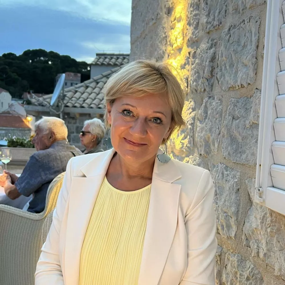 Kje bomo Slovenci letos dopustovali in kakšne so cene?