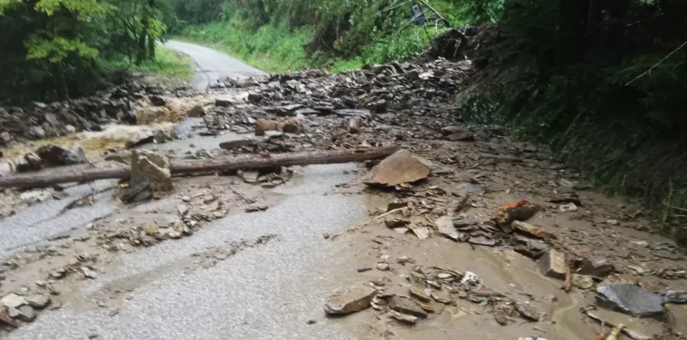 Vitanje neurje 4. julij 2025 Foto: Tone Sltinek/Meteoinfo Slovenija/Facebook