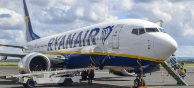 Letalo družbe Ryanair. Slika je simbolična. / Foto: Istock