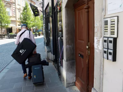 Ostre kritike: Stanovanja so namenjena bivanju, ne turistom