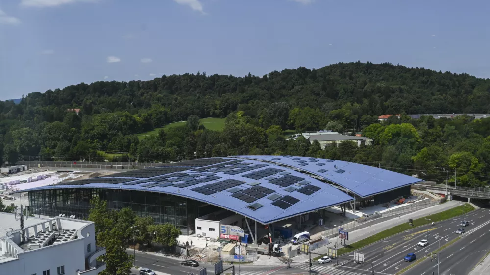 Rožnik in Šišenski hrib18.07.2024 - Gradnja bazena Ilirijakopališče Ilirija. FOTO: Nik Erik Neubauer