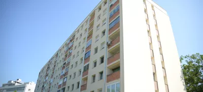 ﻿- 05.06.2014 - Celovška cesta 123-125-127 v Ljubljani - Šiška, - stanovanjska stavba - stanovanjski objekt, stanovanjsko naselje - stanovanja - blok -- nepremičnine   //FOTO: Tonja Bjelčevič