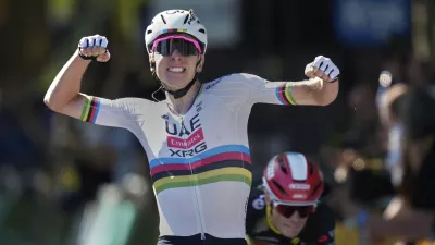 Tadej Pogačar do pomembnega mejnika