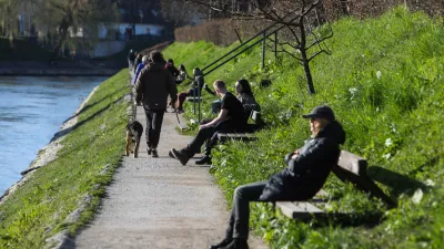 Je že prišla jesen? Zbudili smo se v mrzlo jutro, temperature pod povprečjem
