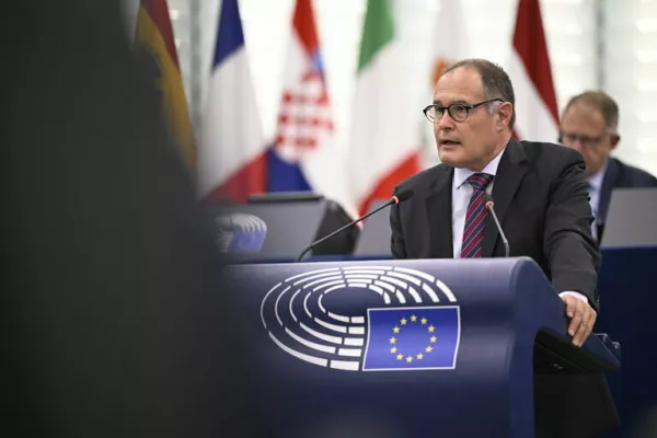 EP Plenary session - Motion of censure on the Commission B10-0319/2025