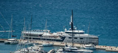 Luksuzna jahta Jeffa Bezosa je dolga kar 127 metrov in vredna približno 462 milijonov evrov. F Pixsell 