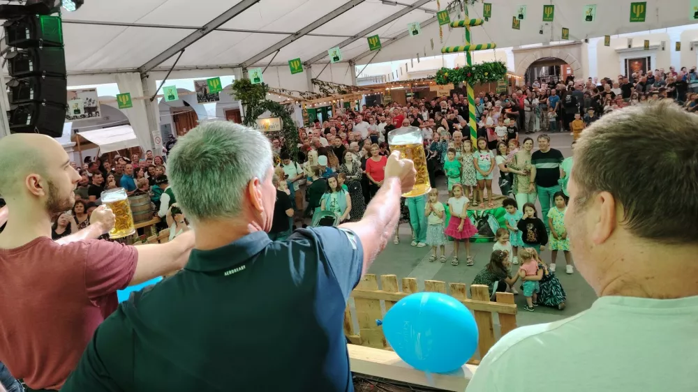 Laško 200 let, Pivo in Cvetje