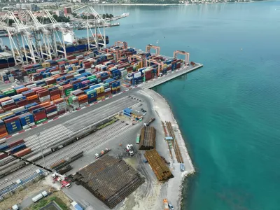 Luka Koper, severni del prvega pomola, podaljšanje pomola / Foto: Sejarić Armin/luka Koper