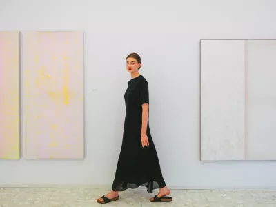 O bremenih sodobnega sveta skozi tkanino