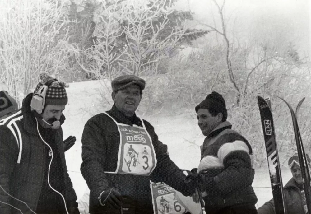 Partizanska čipka in rdeči hudič iz Titolanda