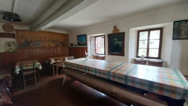 Oskrbnik, pripovedovalec in prijatelj pohodnikov