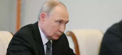 Russian President Vladimir Putin attends a meeting with President of the New Development Bank Dilma Rousseff on the sidelines of the St. Petersburg International Economic Forum (SPIEF) at the Constantine Palace in Strelna in the suburb of Saint Petersburg, Russia June 18, 2025. Sputnik/Alexei Danichev/Pool via REUTERS ATTENTION EDITORS - THIS IMAGE WAS PROVIDED BY A THIRD PARTY.