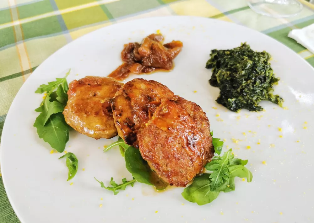 Polpeti divjega prašiča, Gostilna Koršič