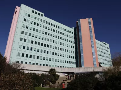 - Splošna bolnišnica "Dr. Franca Derganca" - Nova Gorica - Ul. Padlih borcev 14, - Šempeter pri Gorici  //FOTO: Luka Cjuha 