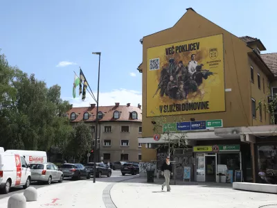 22.07.2025 - Reklamni panoji - Jumbo plakati - plakat - Tržaška cesta - slovenska vojska - v službi domovineFoto: Luka Cjuha